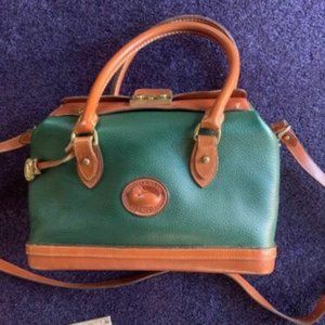 Vintage Dooney & Bourke Green Doctors satchel